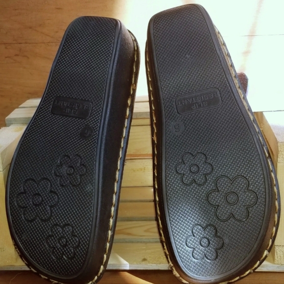 MULTI COLOR INGARO CLOGS SIZE 7 - Picture 4 of 4